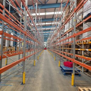 AR Pallet Racking Parcel Industrial Warehouse Heavy Duty Frames, Beams